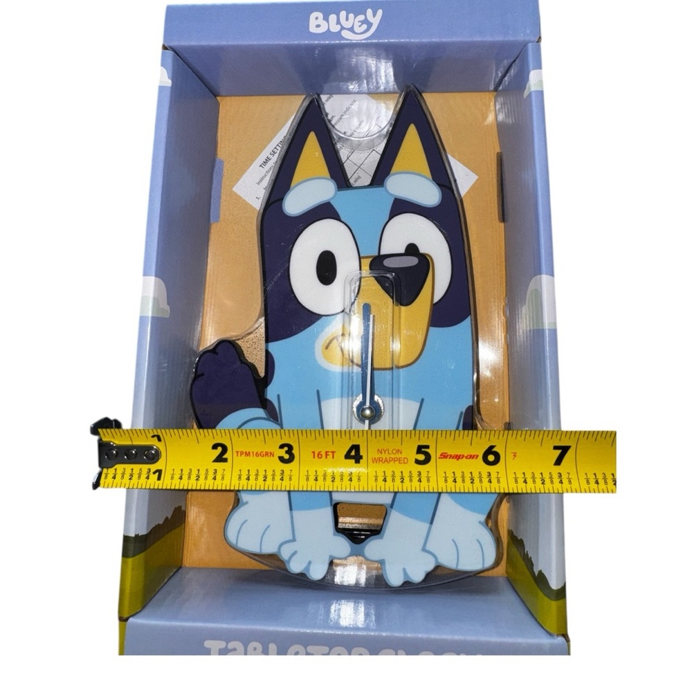 Bluey Table Top Clock - Picture 4 of 5